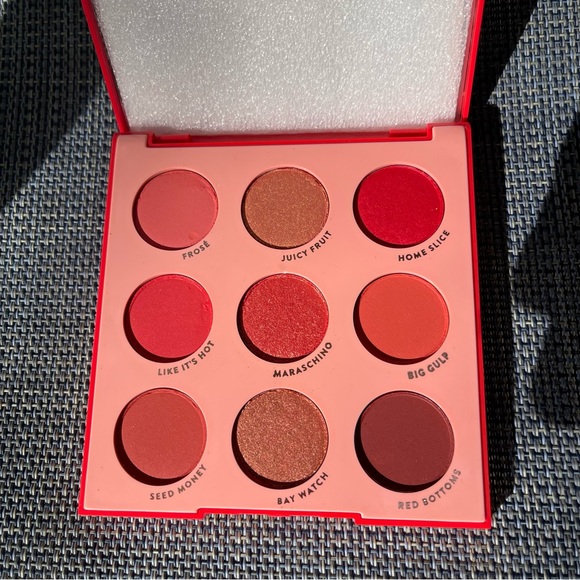 Colourpop ‘Main Squeeze’ Eyeshadow Palette - Picture 4 of 4